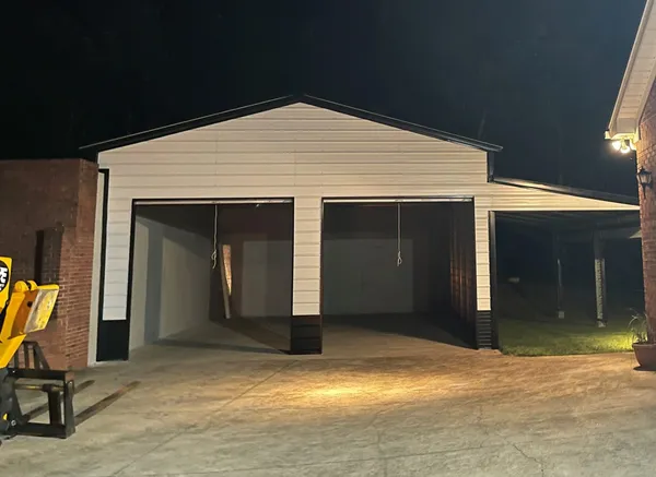 Metal building delivery